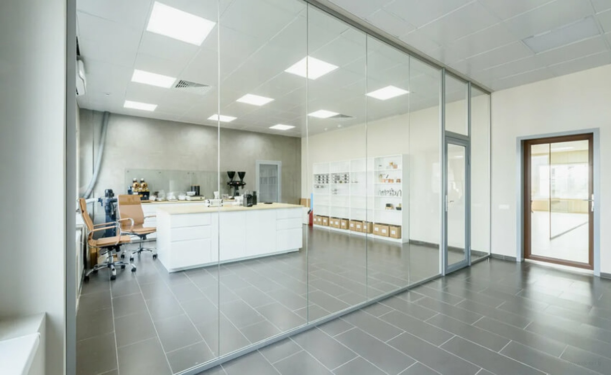 Перегородка для офисного пространства